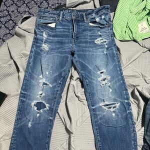 American Eagle Athletic Fit Jeans. Size 34 X 34. Barely Worn. Men’s